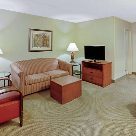 La Quinta By Wyndham Appleton College Avenue Hotel Екстериор снимка