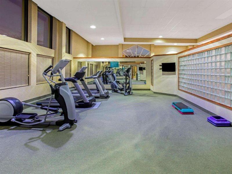 La Quinta By Wyndham Appleton College Avenue Hotel Екстериор снимка