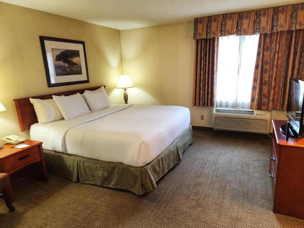 La Quinta By Wyndham Appleton College Avenue Hotel Екстериор снимка