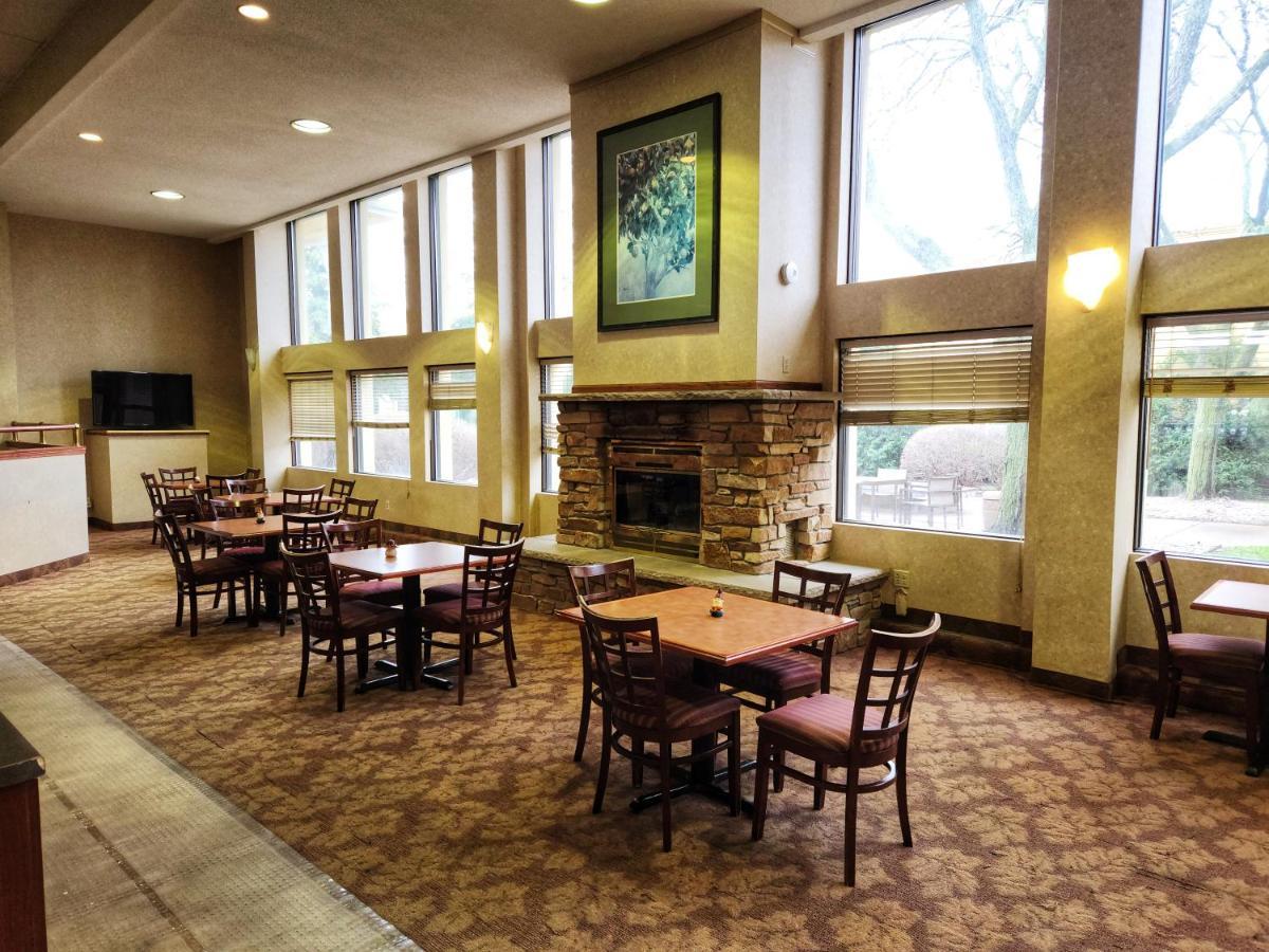 La Quinta By Wyndham Appleton College Avenue Hotel Екстериор снимка