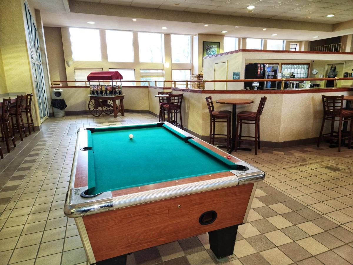 La Quinta By Wyndham Appleton College Avenue Hotel Екстериор снимка