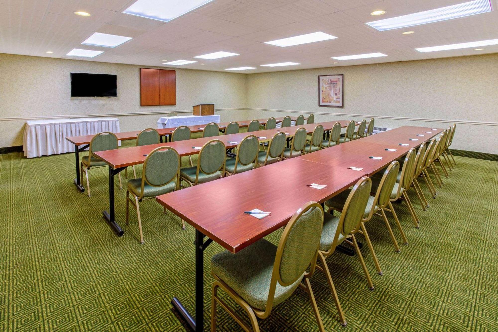 La Quinta By Wyndham Appleton College Avenue Hotel Екстериор снимка
