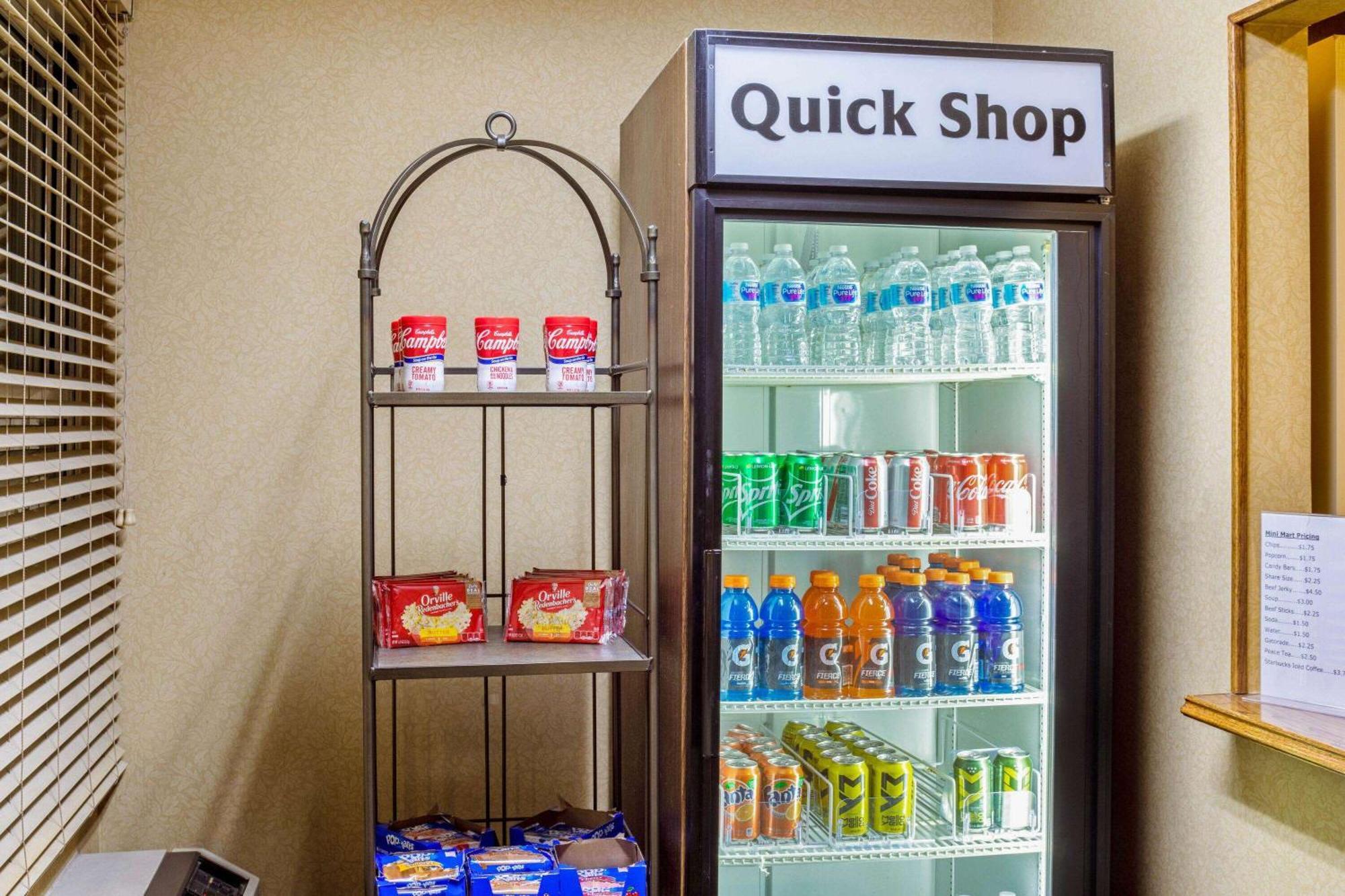 La Quinta By Wyndham Appleton College Avenue Hotel Екстериор снимка
