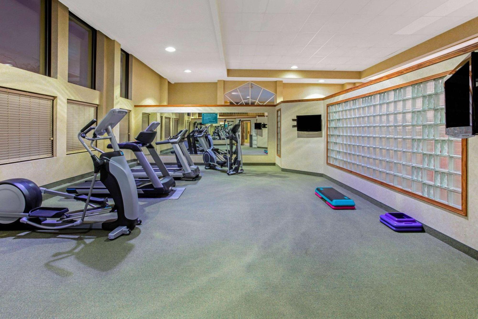 La Quinta By Wyndham Appleton College Avenue Hotel Екстериор снимка